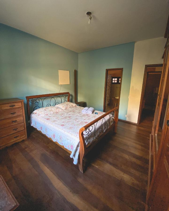 Em Tiradentes, Minas Gerais, Casa Tipica E Espacosa Em Terreno Arborizado Экстерьер фото